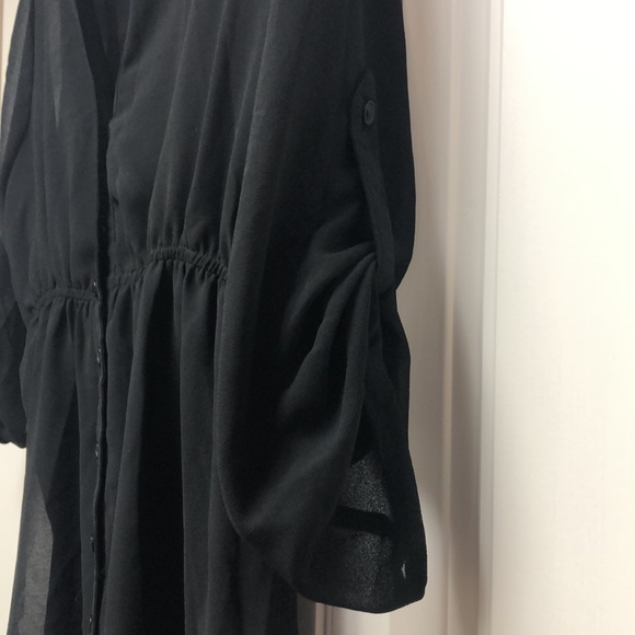 Shear button down cover - Picture 3 of 9